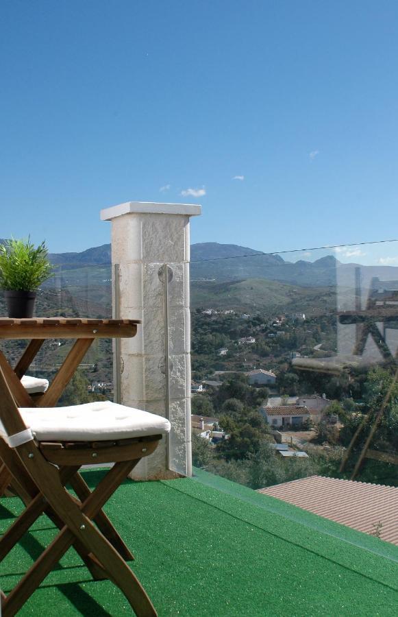 Jingtu Wellness & Spa B&B Comares Exterior photo